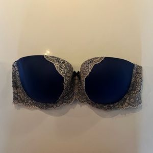 Very sexy Victoria’s Secret strapless bra in navy and gold lace 34DD